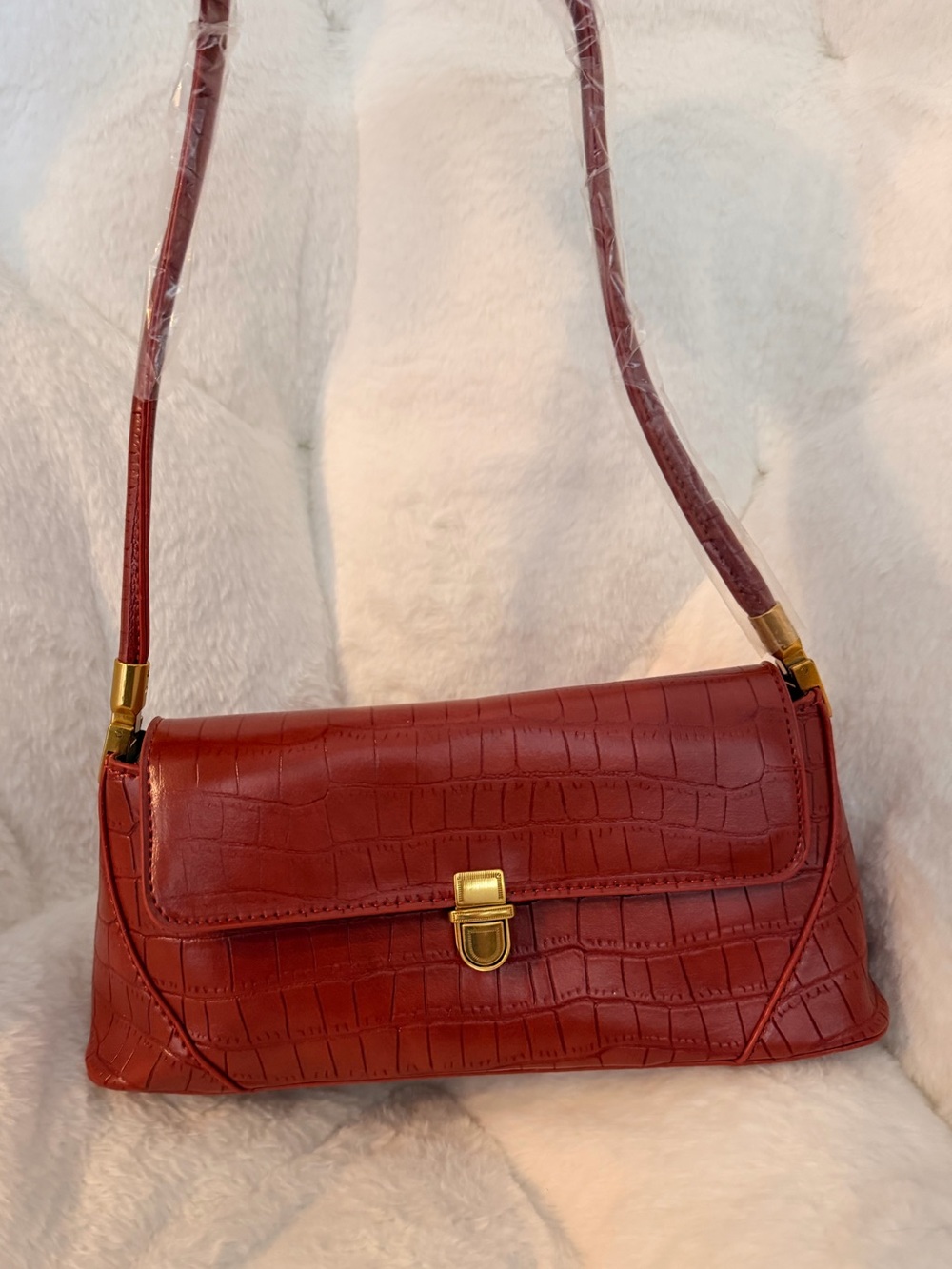 Classic Brown Red Leather Shoulder Bag with Gold Hardware